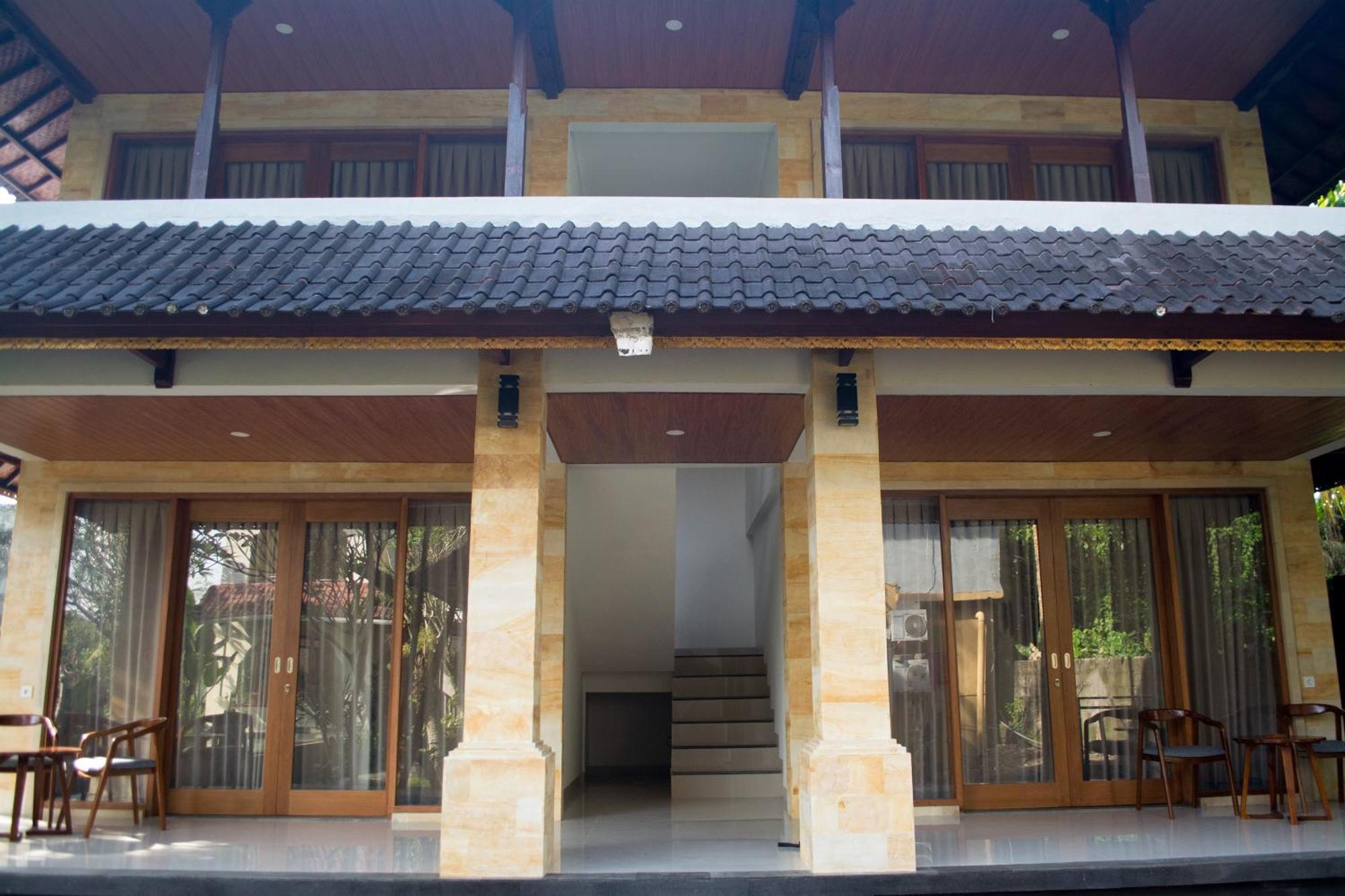 Ubud Kerta City Hotel Exterior photo